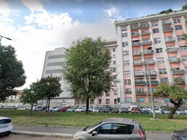 negozio in vendita a Milano in zona Porta Romana