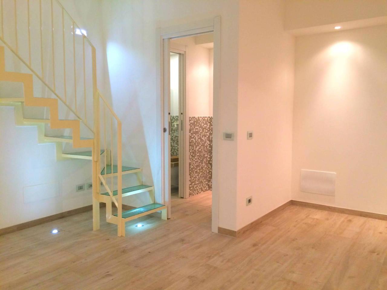 appartamento in vendita a Milano in zona Porta Garibaldi