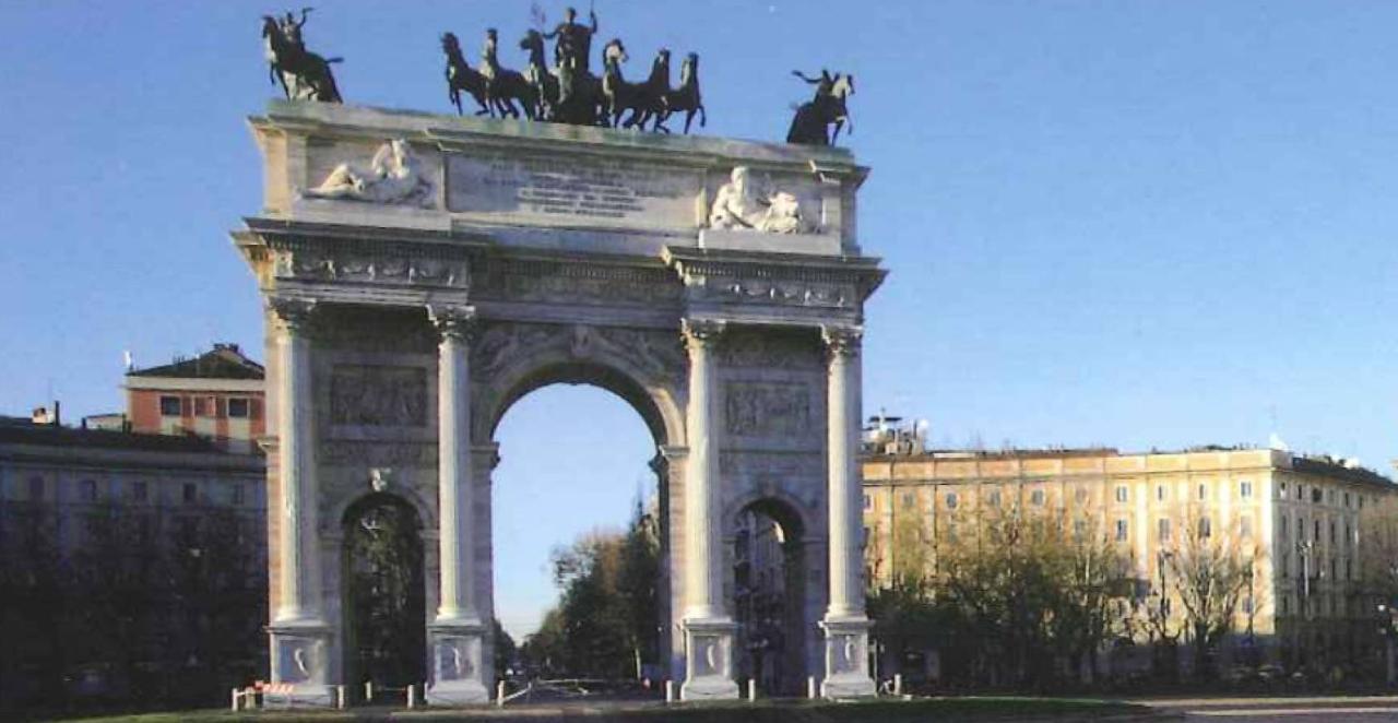 appartamento in vendita a Milano in zona Bullona