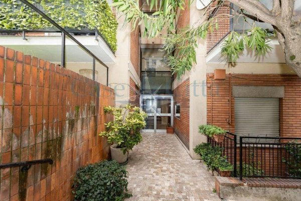 appartamento in vendita a Milano in zona Rembrandt