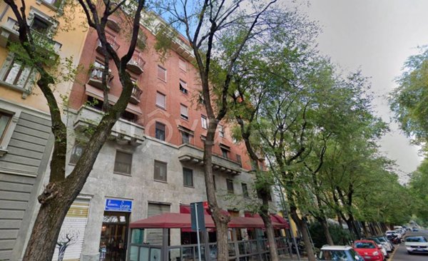appartamento in vendita a Milano in zona Sempione