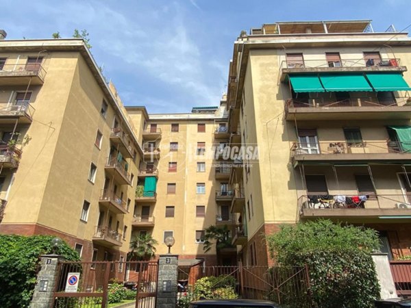 appartamento in vendita a Milano in zona Bovisa