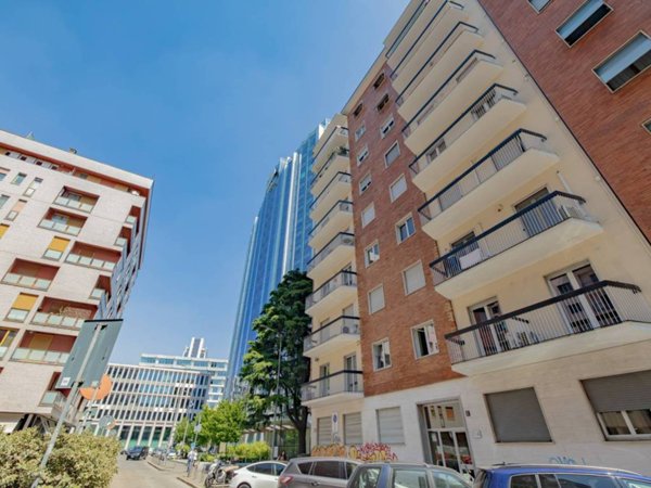 appartamento in vendita a Milano in zona Porta Garibaldi