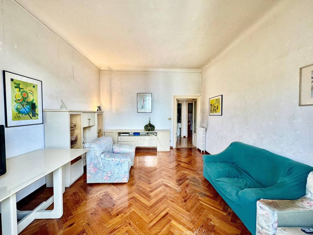 appartamento in vendita a Milano in zona Porta Venezia