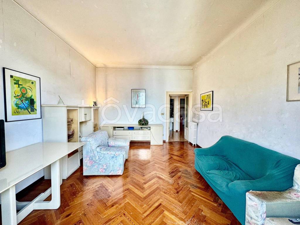 appartamento in vendita a Milano in zona Porta Venezia