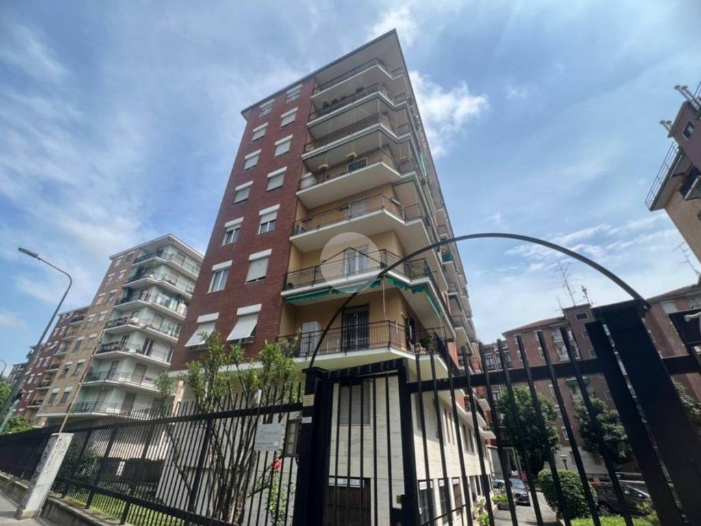 appartamento in vendita a Milano in zona Bovisa
