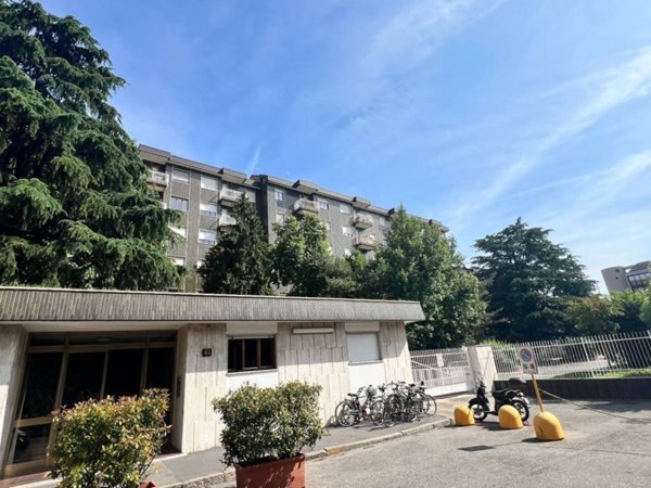 appartamento in vendita a Milano in zona Dergano