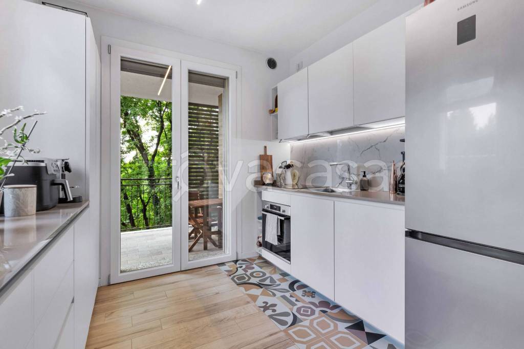appartamento in vendita a Milano in zona Gorla