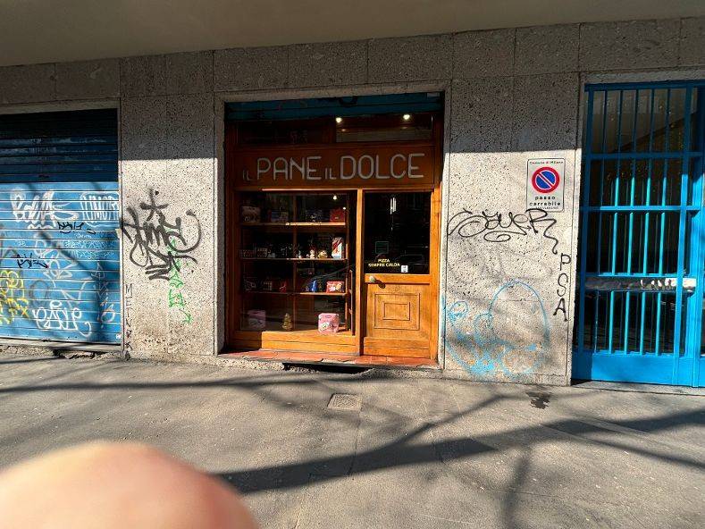 negozio in vendita a Milano in zona Città Studi