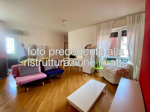 appartamento in vendita a Milano in zona Solari