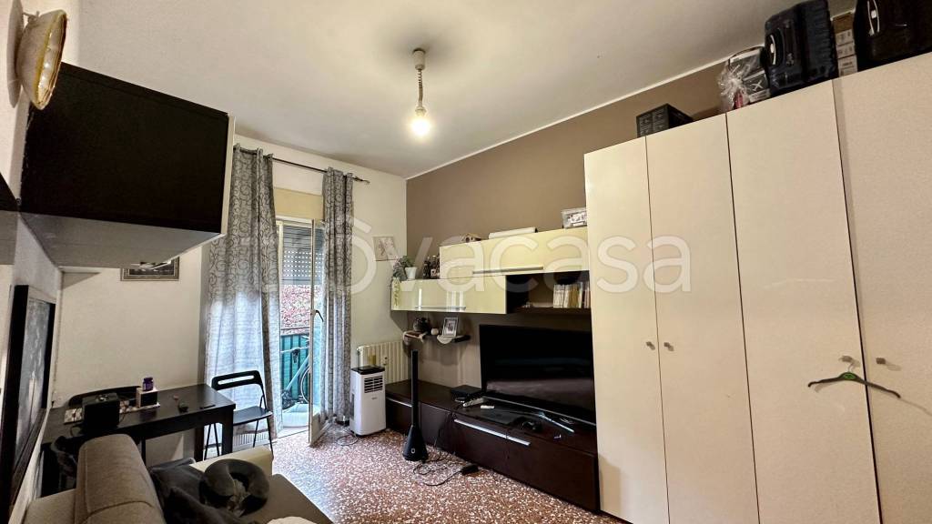 appartamento in vendita a Milano in zona Corvetto