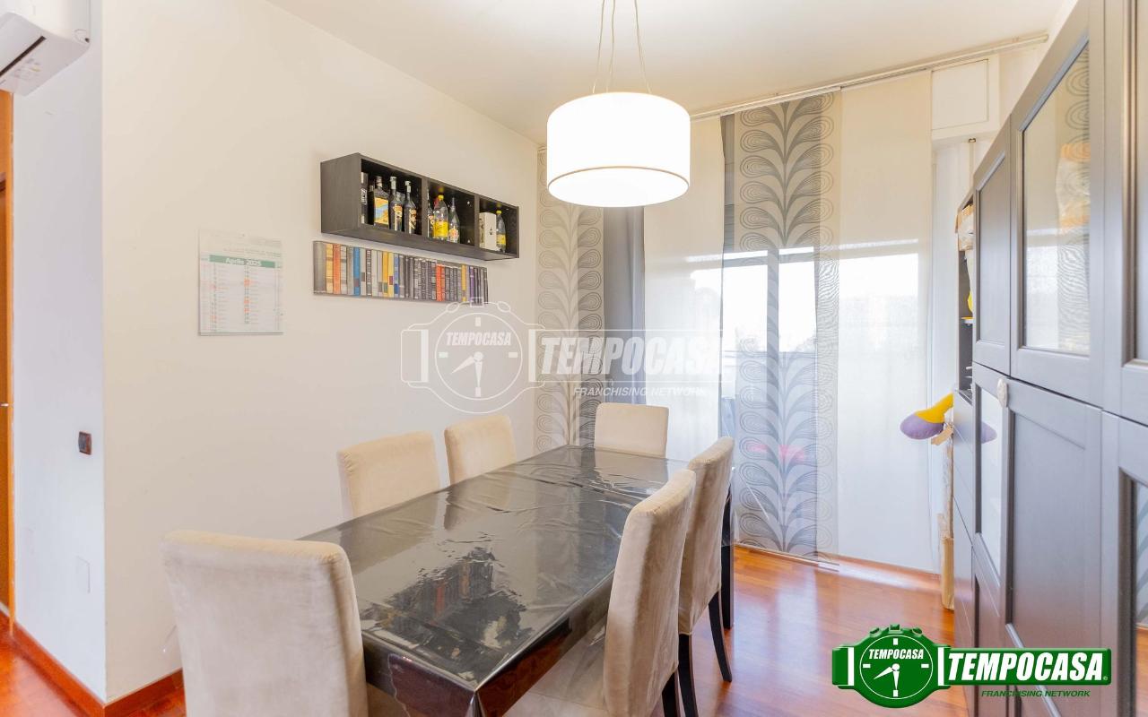 appartamento in vendita a Milano in zona Quarto Cagnino