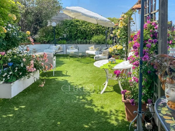 appartamento in vendita a Milano in zona Isola