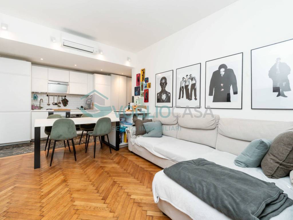 appartamento in vendita a Milano in zona Città Studi