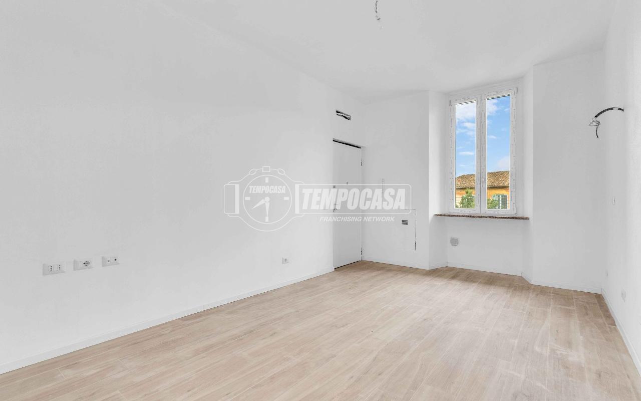 appartamento in vendita a Milano in zona Morivione