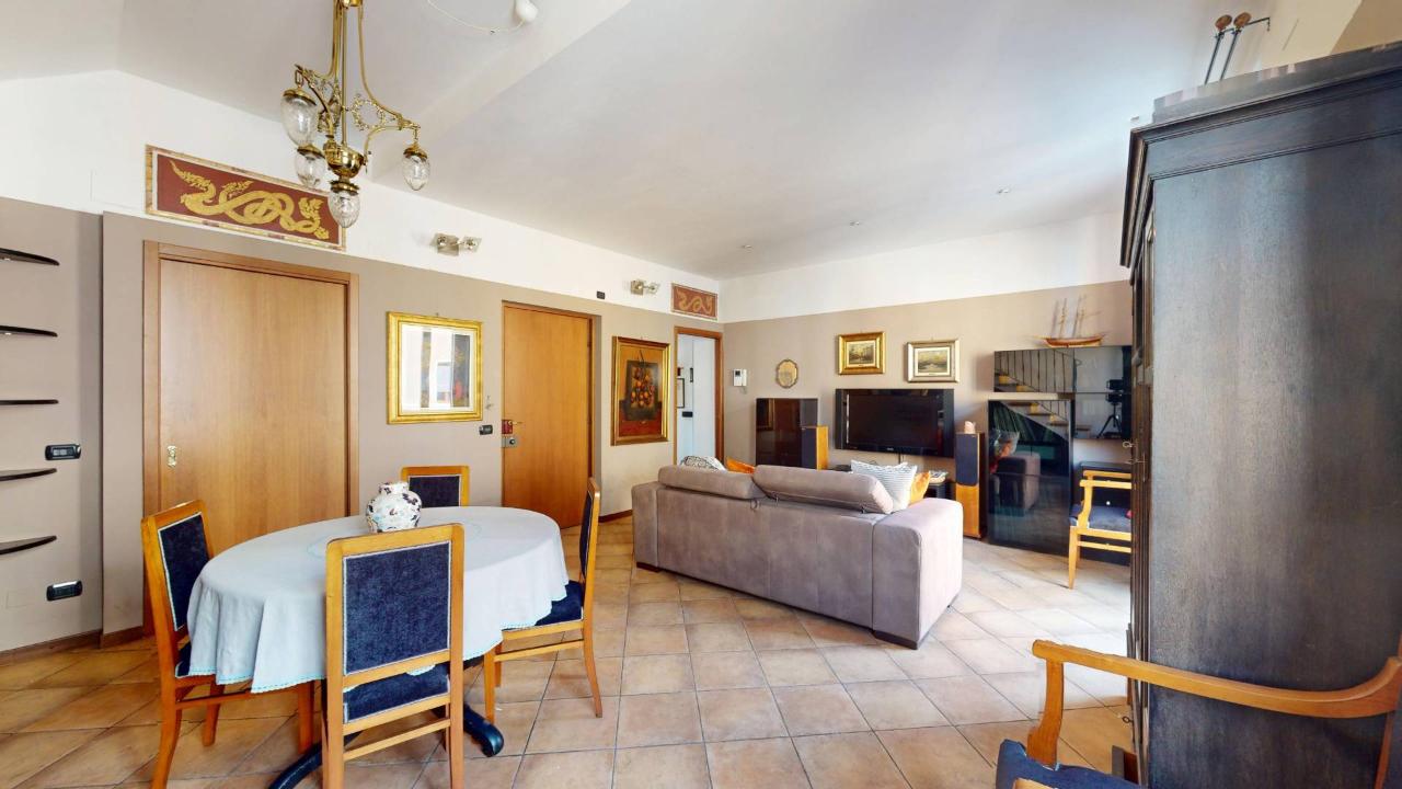 appartamento in vendita a Milano in zona Ortica