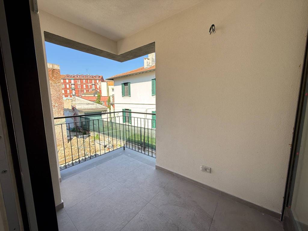 casa indipendente in vendita a Milano in zona Segnano