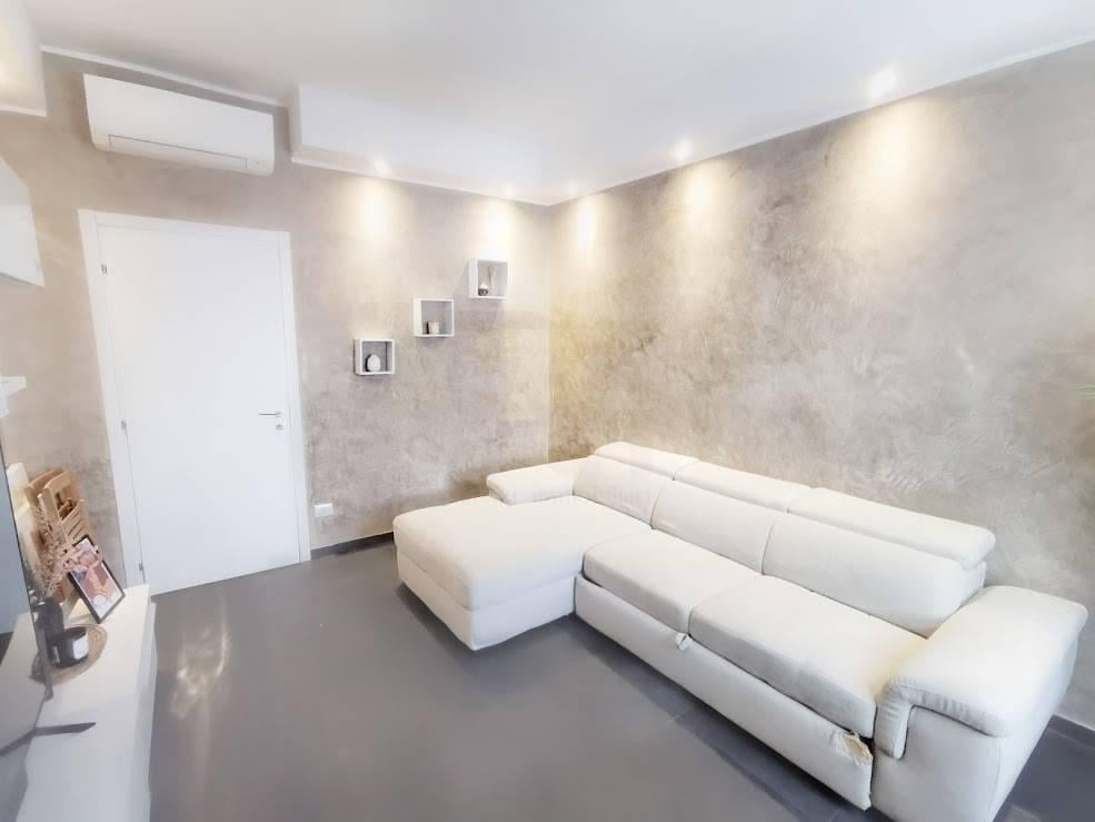 appartamento in vendita a Milano in zona Vigentino
