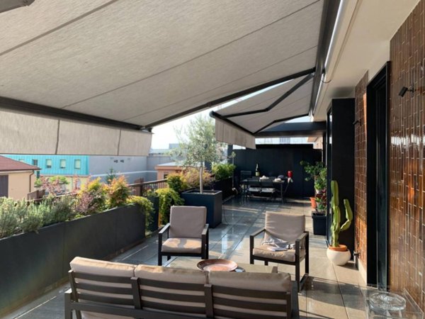 appartamento in vendita a Milano in zona Guastalla