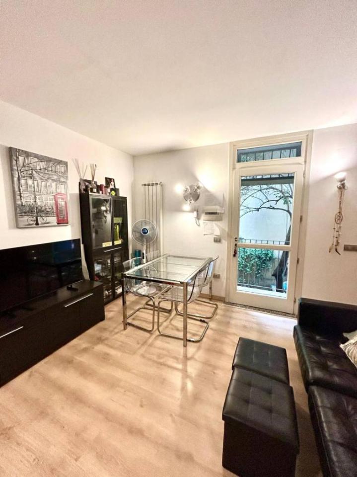 appartamento in vendita a Milano in zona Porta Garibaldi