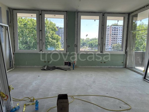 appartamento in vendita a Milano in zona Centro Direzionale