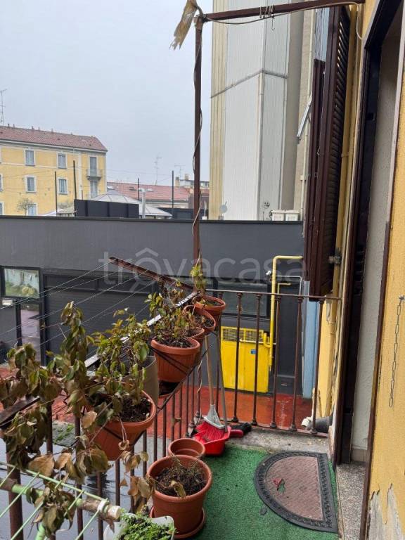 appartamento in vendita a Milano in zona Garegnano