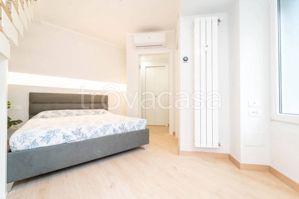 appartamento in vendita a Milano in zona Corvetto
