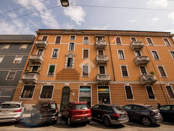 appartamento in vendita a Milano in zona Porta Vittoria