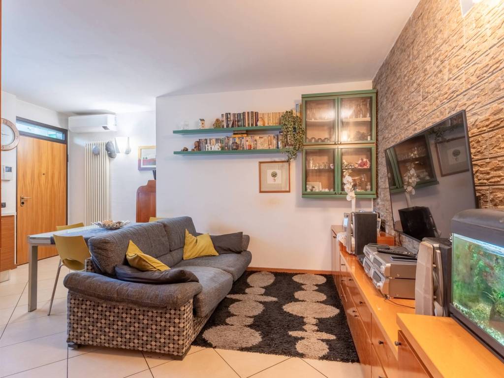 appartamento in vendita a Milano in zona Bruzzano