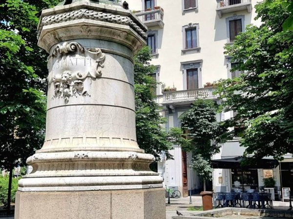 appartamento in vendita a Milano in zona Porta Garibaldi
