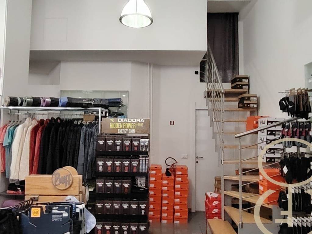 negozio in vendita a Milano