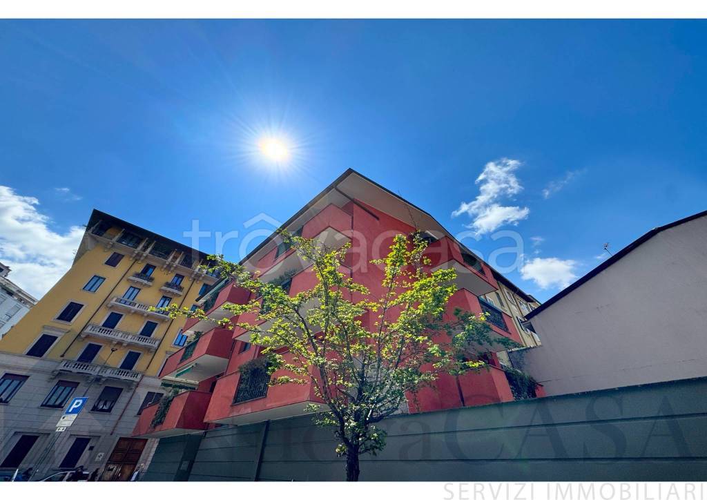 appartamento in vendita a Milano in zona Loreto
