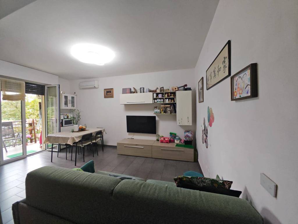 appartamento in vendita a Milano in zona Affori