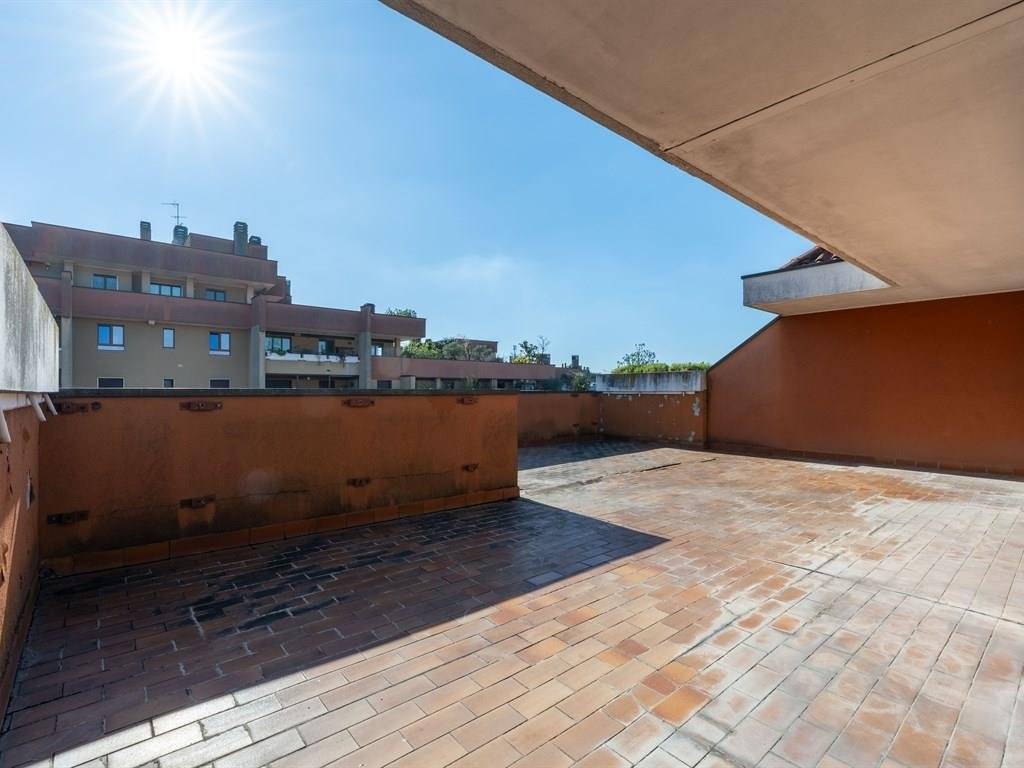 appartamento in vendita a Milano in zona Gratosoglio