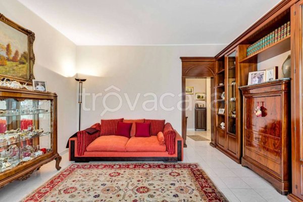 appartamento in vendita a Milano in zona Gallaratese