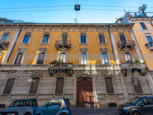 appartamento in vendita a Milano in zona Centro Direzionale