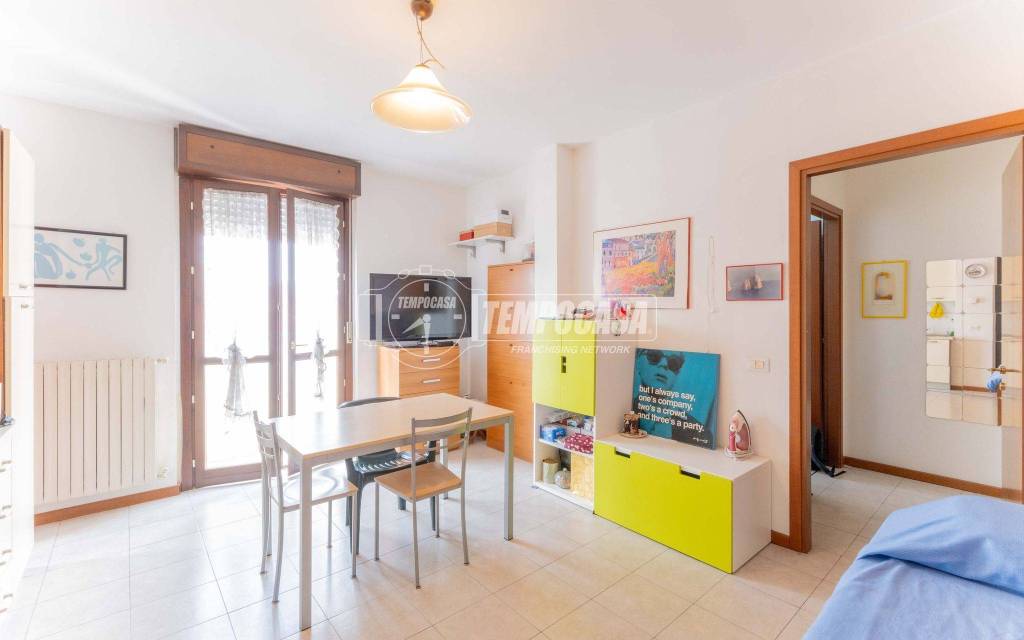 appartamento in vendita a Milano in zona Segnano
