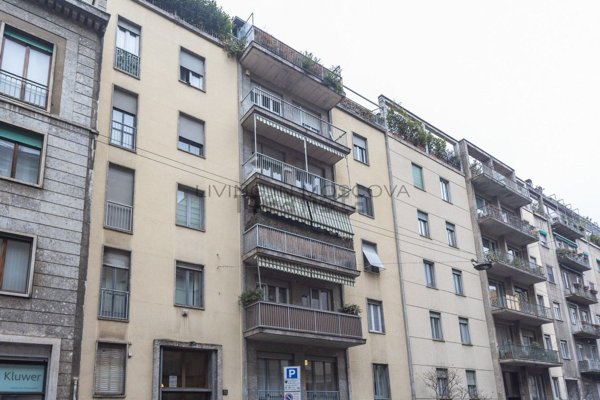 appartamento in vendita a Milano in zona Brera