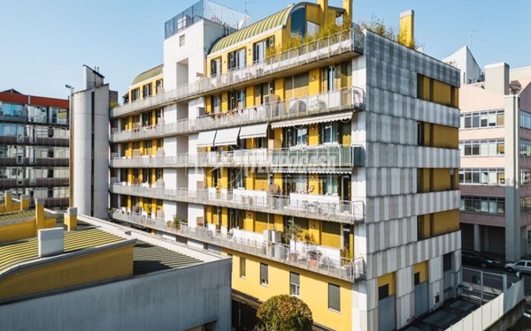 appartamento in vendita a Milano in zona Vigentino