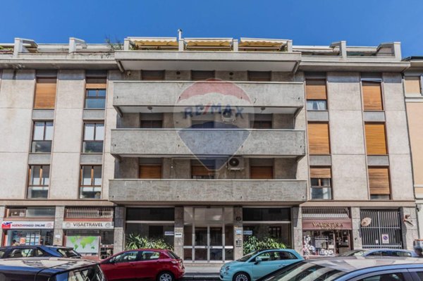 appartamento in vendita a Milano in zona Porta Nuova