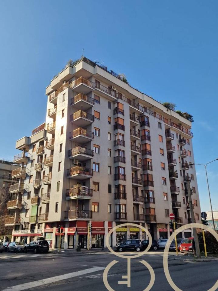appartamento in vendita a Milano in zona Famagosta