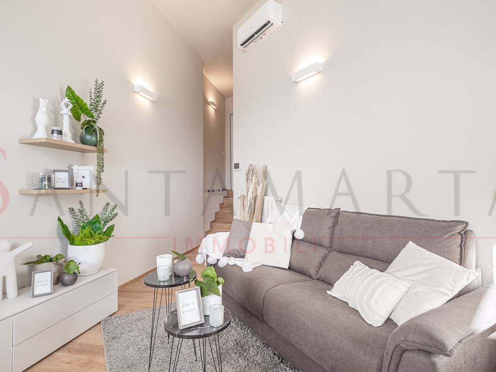 appartamento in vendita a Milano in zona Sempione