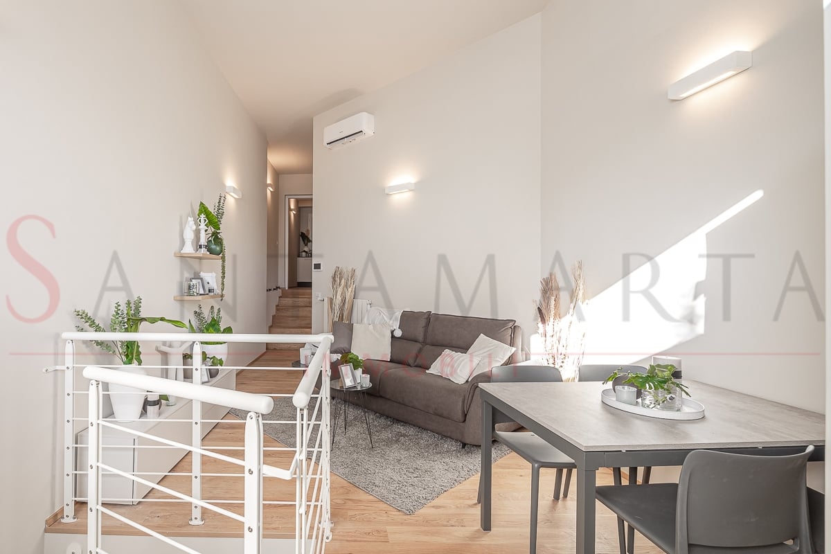 appartamento in vendita a Milano in zona Sempione