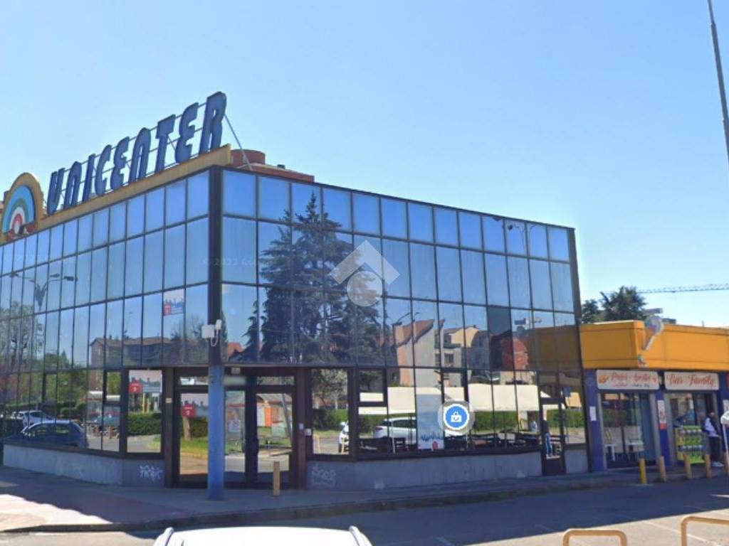 negozio in vendita a Milano in zona Bovisasca