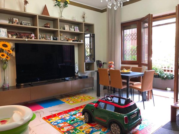 appartamento in vendita a Milano in zona Vigentino