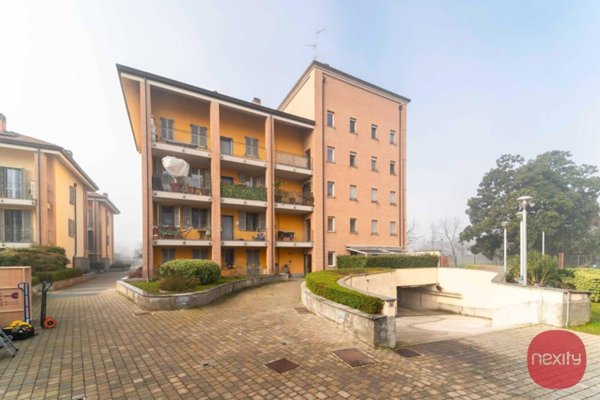 appartamento in vendita a Milano in zona Restocco Maroni