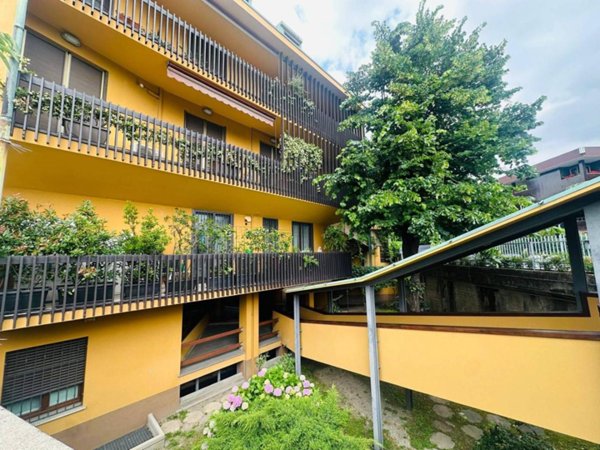 appartamento in vendita a Milano in zona San Siro