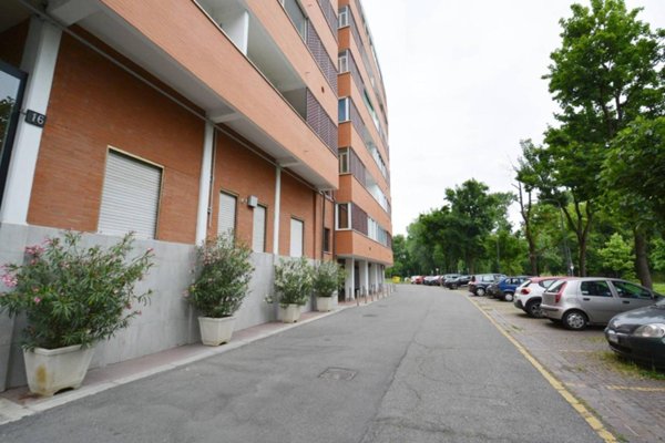appartamento in vendita a Milano in zona Famagosta