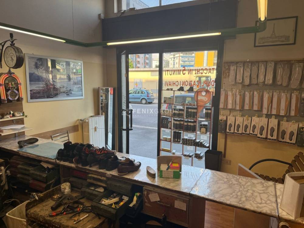 negozio in vendita a Milano in zona Loreto