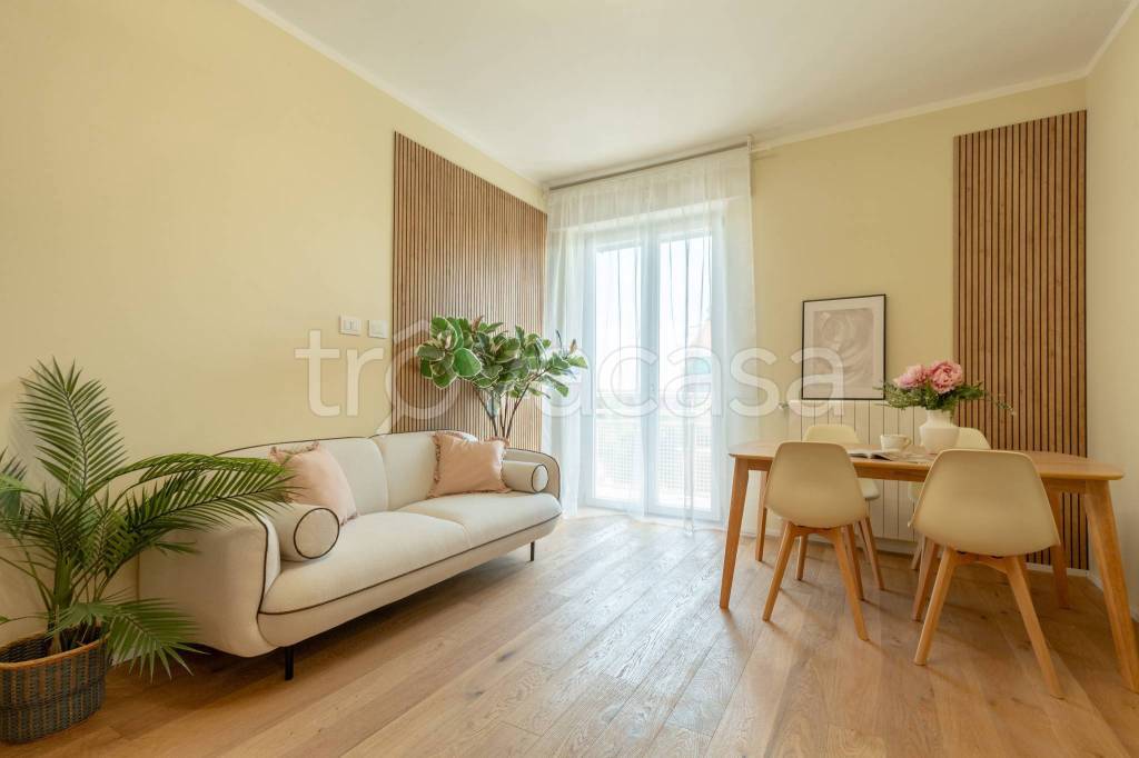 appartamento in vendita a Milano in zona Città Studi